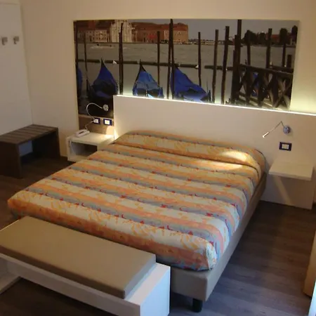 Venezia 3*